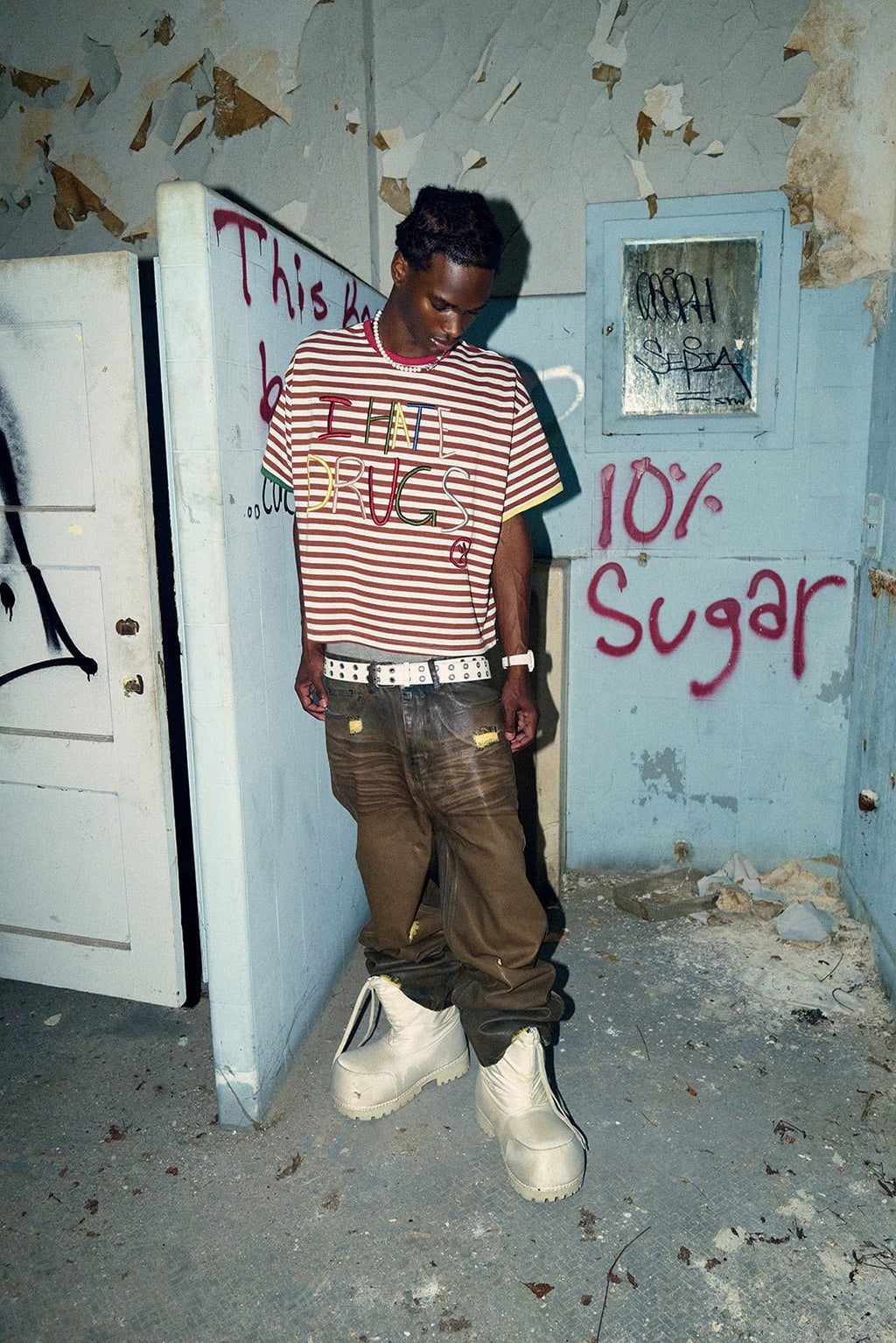 Brown “I Hate Drugs” Ringer Tee